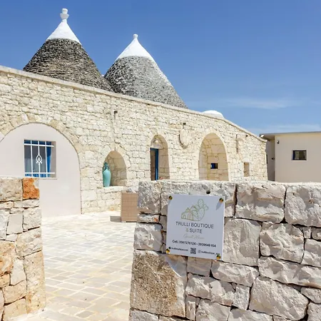 Trulli Boutique & Santa Lucia (Brindisi)